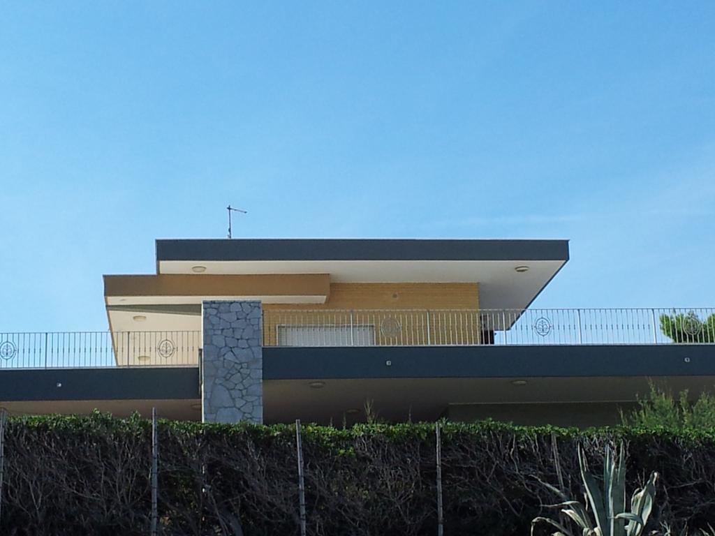 Villa Capitolo Монополи Екстериор снимка